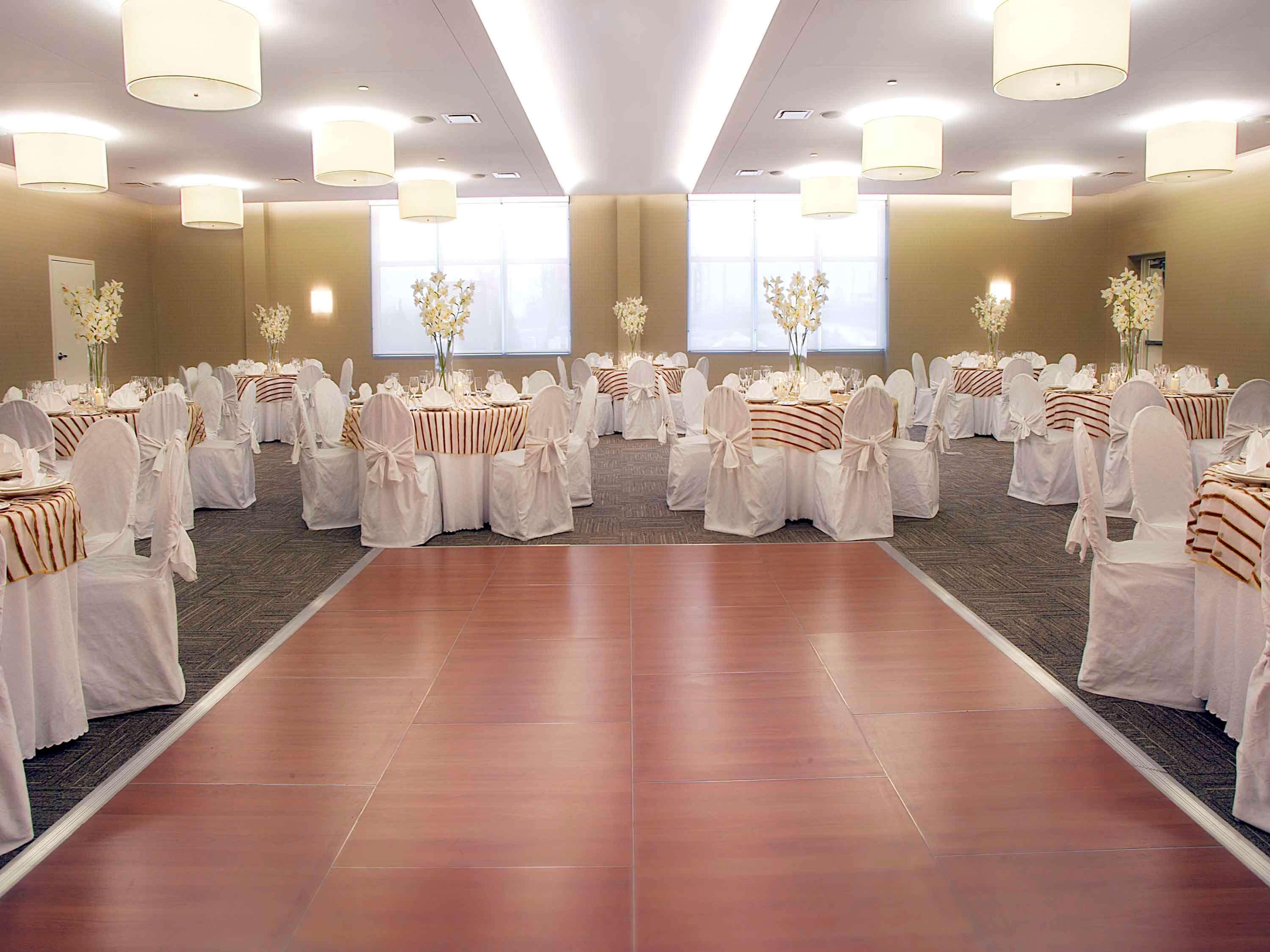 Novotel Montreal Aeroport Dorval Dış mekan fotoğraf