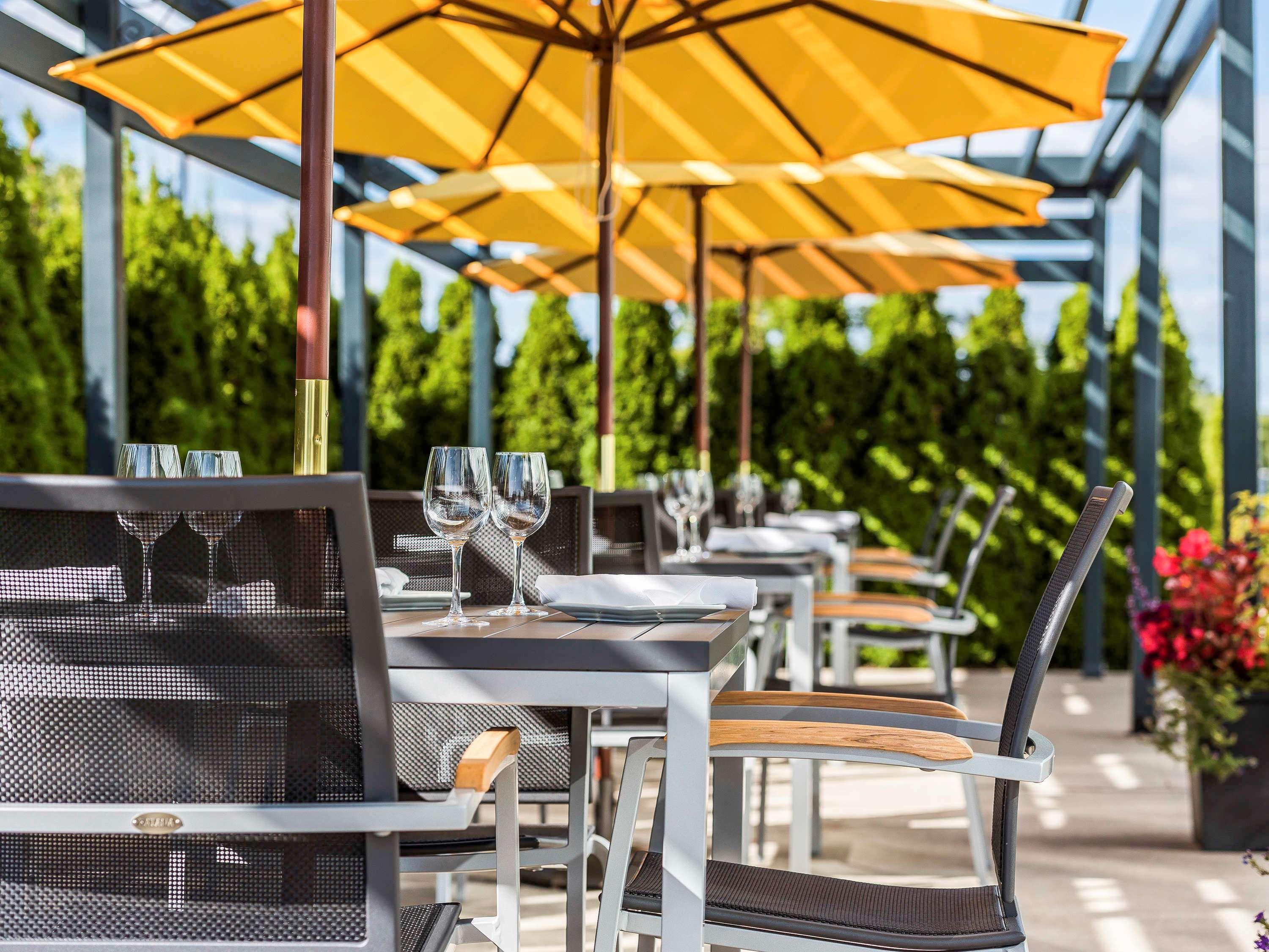 Novotel Montreal Aeroport Dorval Dış mekan fotoğraf