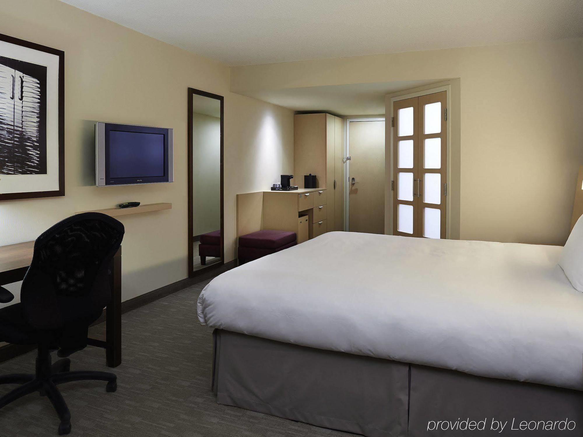 Novotel Montreal Aeroport Dorval Dış mekan fotoğraf