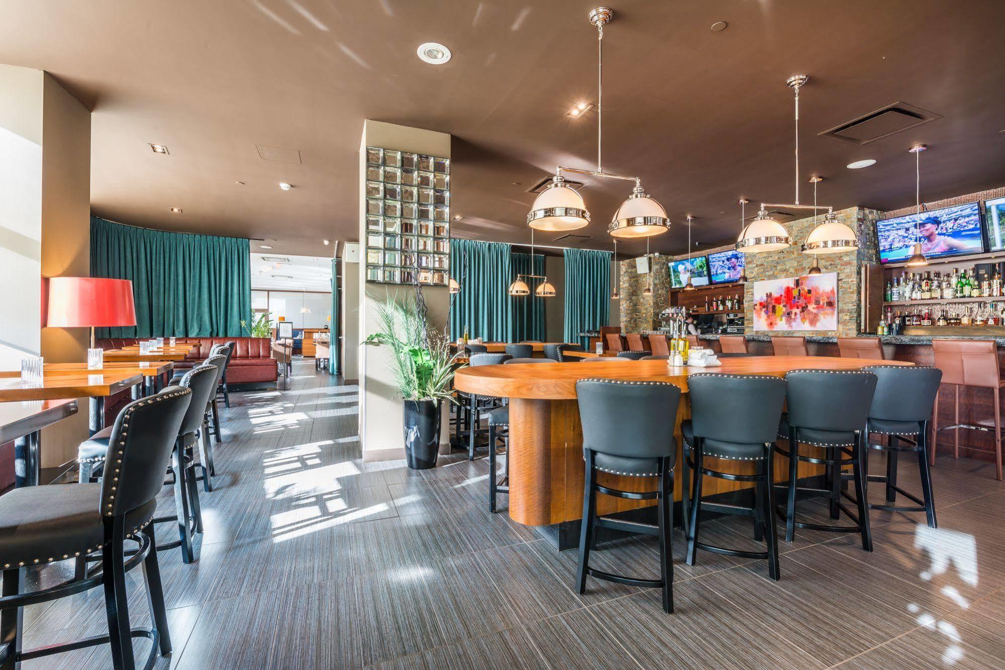 Novotel Montreal Aeroport Dorval Dış mekan fotoğraf